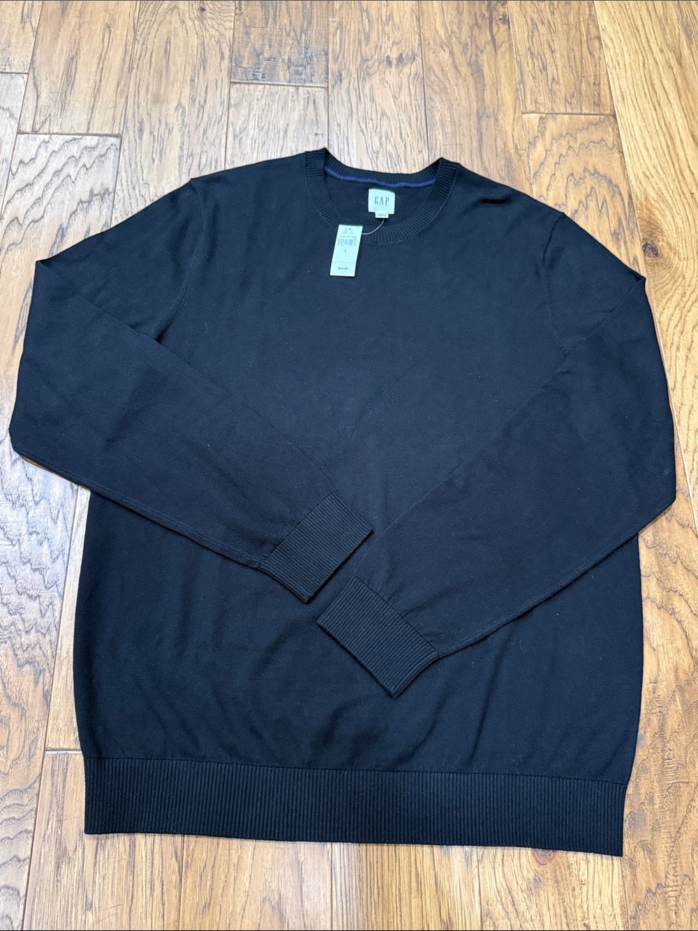 Gap NWT Men’s Dark Navy Blue lightweight Crewneck 100% Cotton Sweater Size L